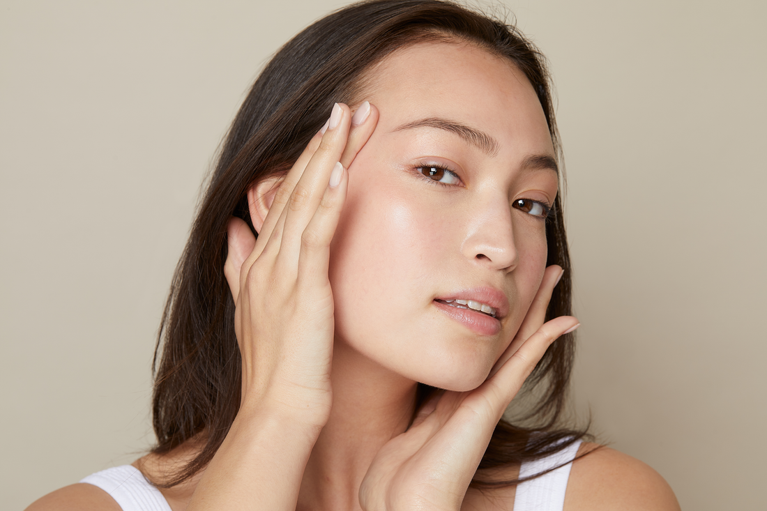 Ask a Dermatologist and a Chemist: What are the Best Ingredients to Look for in a Gentle Cleanser?